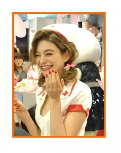 瑛茉ジャスミン　ローラ